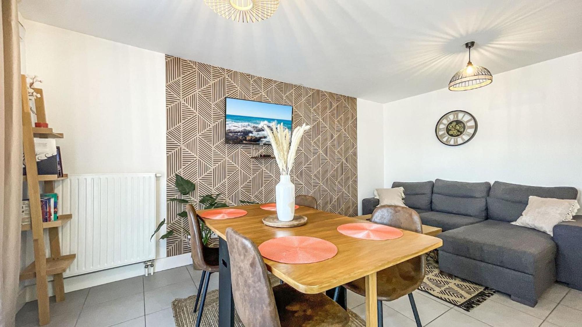 Apartment Homey Chloe - New - Parking Gratuit - Balcon Prive - Proche Geneve *